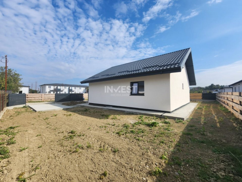 CASA INDIVIDUALA LUNCA CETATUII , 3 CAMERE SI 2 BAI , 500 MP TEREN 