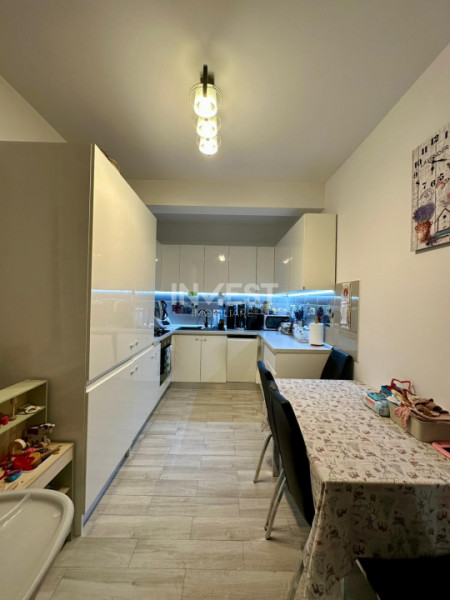 Casa de vanzare 4 camere. Mobilata. Valea Adanca- 900m de CUG