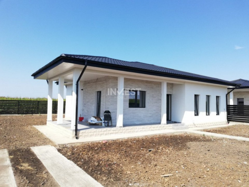 CASA INDIVIDUALA, 3 CAMERE,81 MP UTILI, 400MP TEREN, MIROSLAVA