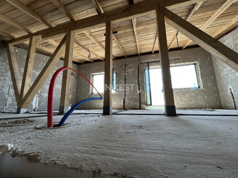 Casa de vanzare 3 camere, 2 bai. +45mp posibilitate Mansardare. Popas Pacurari