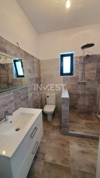 Casa individuala, 4 camere, 2 bai, Valea Ursului-Vorovesti