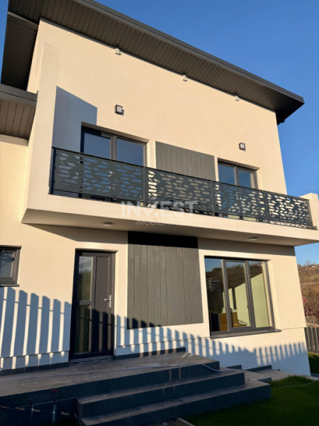 Casă finalizată cu 117mp utili în zona Bucium