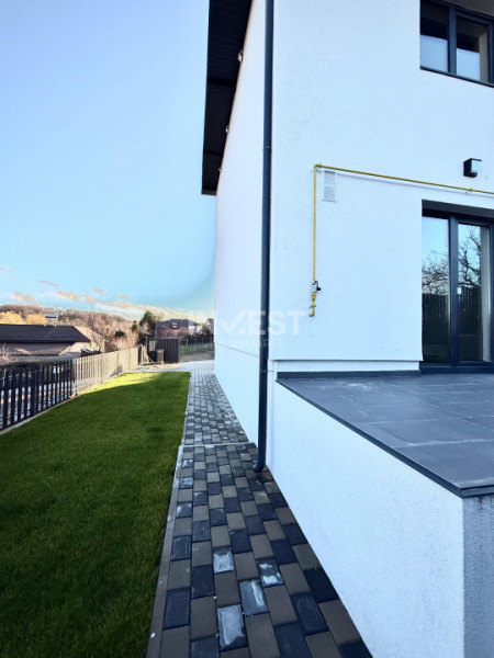 Casă finalizată cu 117mp utili în zona Bucium