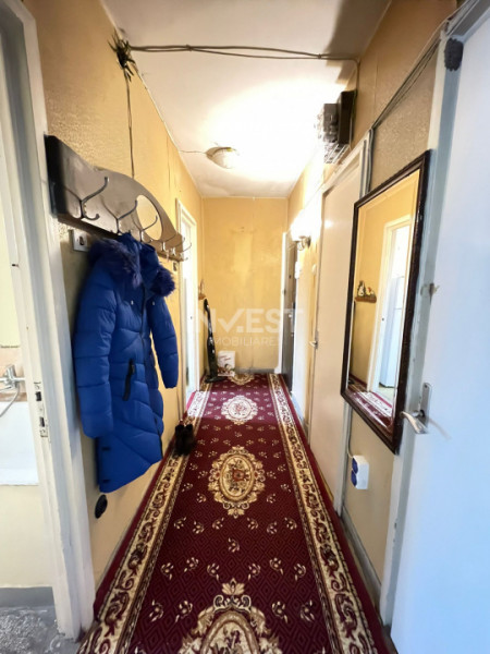 Apartament 2 camere-Podu Ros-etaj intermediar-bloc fara risc