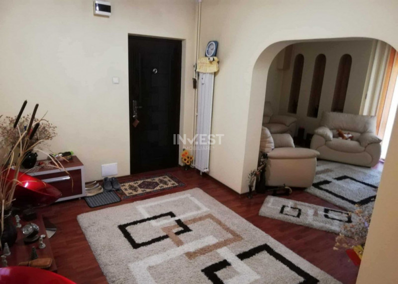 DE VANZARE-APARTAMENT 3 CAMERE-ZONA ZIMBRU TIGARETE