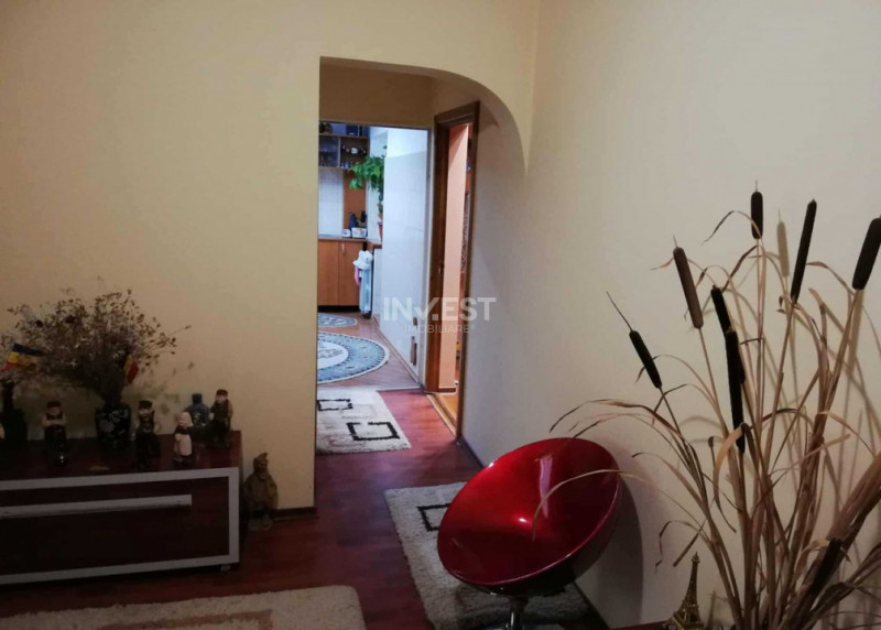 DE VANZARE-APARTAMENT 3 CAMERE-ZONA ZIMBRU TIGARETE