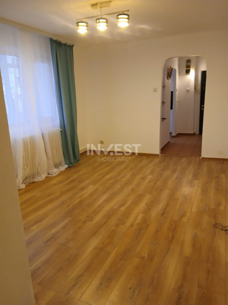 Apartament 3 camere-Etaj intermediar-Tatarasi-Liceul Alexandru Ioan Cuza
