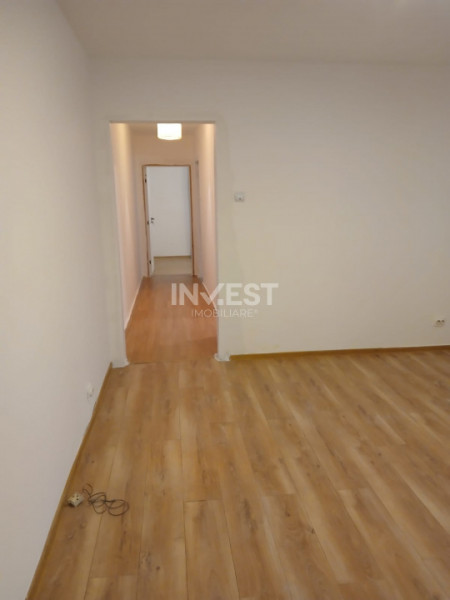 Apartament 3 camere-Etaj intermediar-Tatarasi-Liceul Alexandru Ioan Cuza