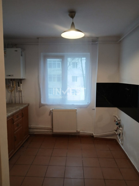 Apartament 3 camere-Etaj intermediar-Tatarasi-Liceul Alexandru Ioan Cuza