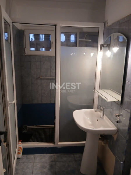 Apartament 3 camere-Etaj intermediar-Tatarasi-Liceul Alexandru Ioan Cuza