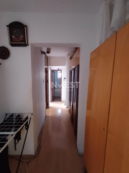 Apartament 3 Camere, intermediar, zona Nicolina 1( Lidl)