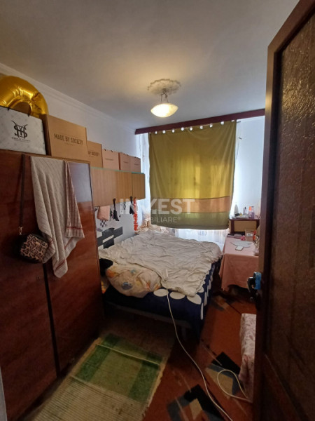 Apartament 3 Camere, intermediar, zona Nicolina 1( Lidl)