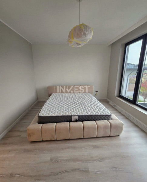 CASA 5 CAMERE, 3 BAI, 470MP TEREN, 135MP UTILI, ZONA MIROSLAVA-700M DE CENTRU