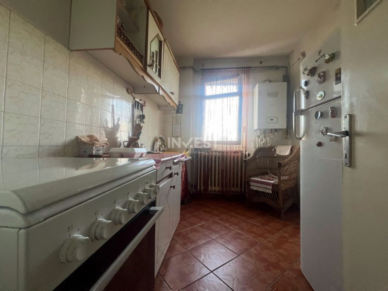 Apartament 2 camere-Pod de Piatra-bloc fara risc