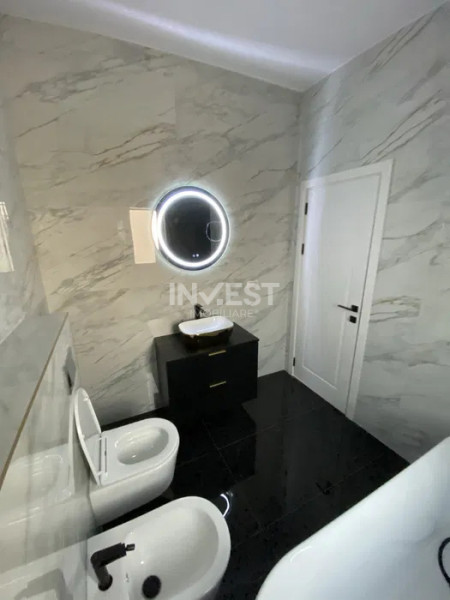 CASA INDIVIDUALA , 4 CAMERE, VALEA ADANCA, 5 DRUMURI