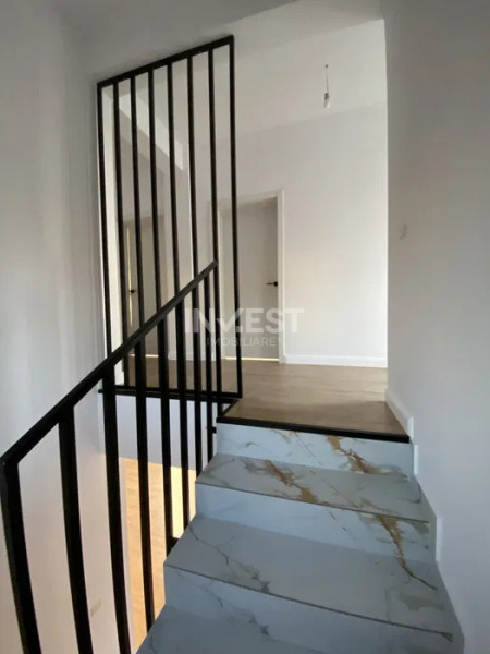 CASA INDIVIDUALA , 4 CAMERE, VALEA ADANCA, 5 DRUMURI