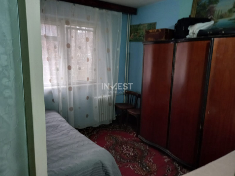 DE VANZARE-APARTAMENT 2 CAMERE-MIRCEA CEL BATRAN