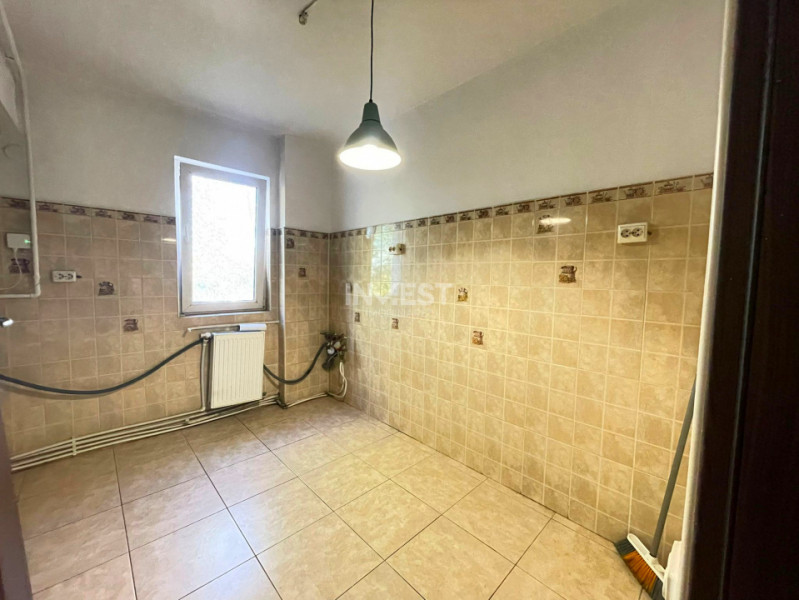 Apartament 2 camere-50 mp-Podu Ros-etaj intermediar