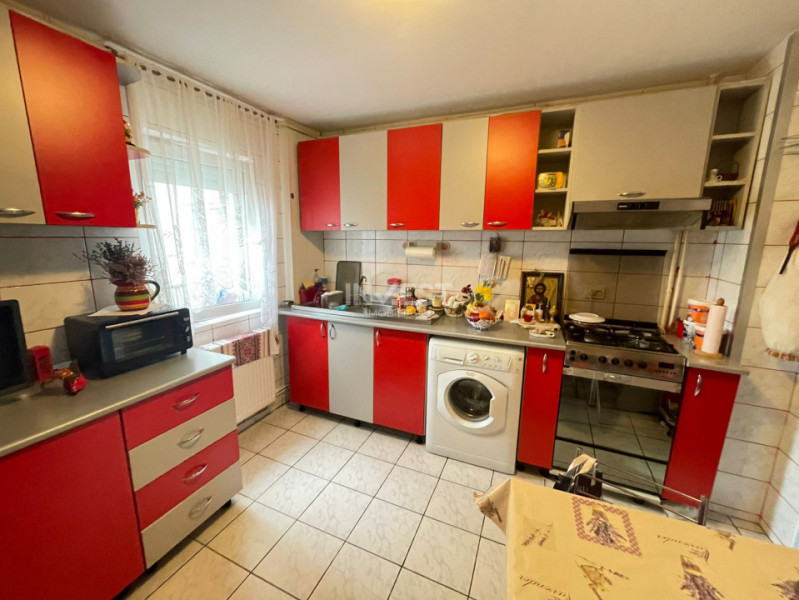 De vanzare 2 camere, decomandat, zona Tatarasi-Oancea, Iasi