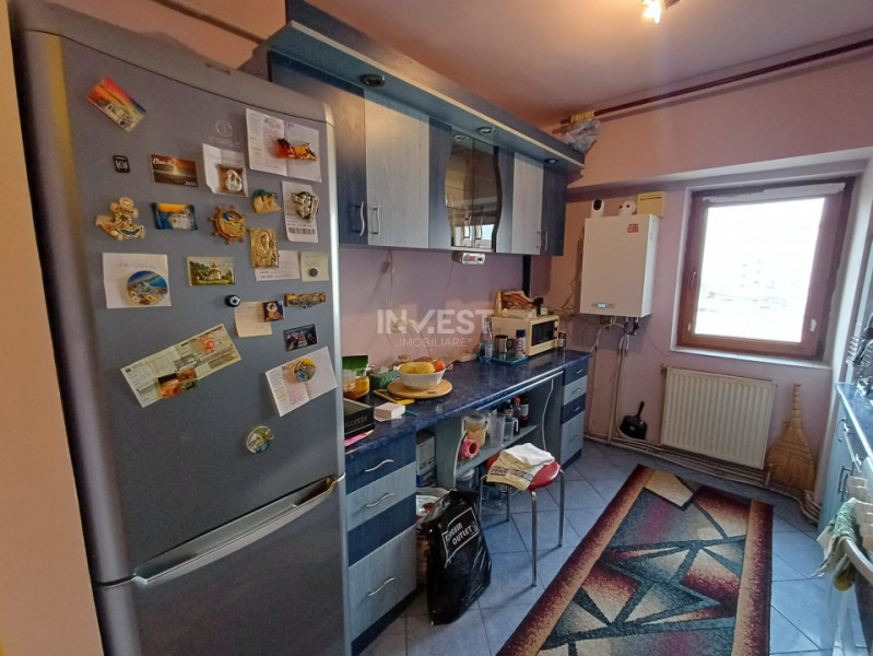 De vanzare, 2 camere, decomandat, zona Gara-Fostul Billa, Iasi