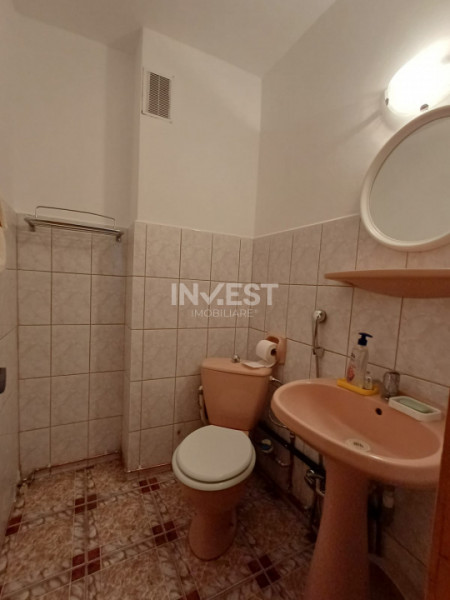 Apartament 3 camere, bloc tip vila, Zona Arcu 