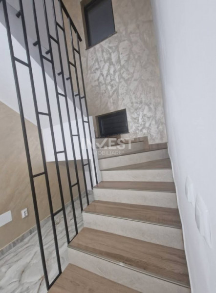 CASA 4 CAMERE, 2 BAI, 440 MP TEREN, MIROSLAVA