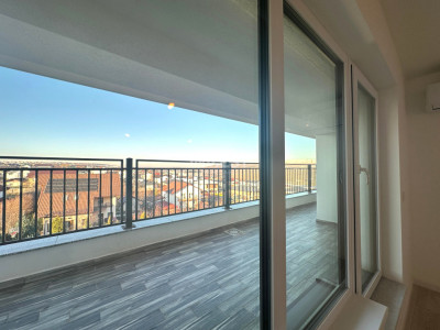 COMISION 0%! INTABULAT! 2 CAMERE+ TERASA 25MP CU VEDERE PANORAMICA 
