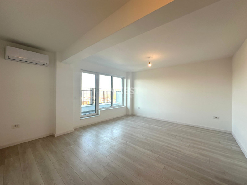 COMISION 0%! 2 CAMERE+ TERASA CU VEDERE PANORAMICA 