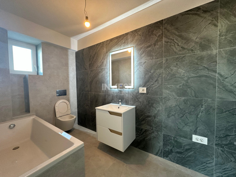 COMISION 0%! 2 CAMERE+ TERASA CU VEDERE PANORAMICA 