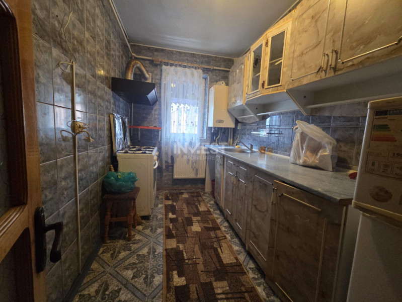 DE VANZARE-APARTAMENT 3 CAMERE-MIRCEA CEL BATRAN