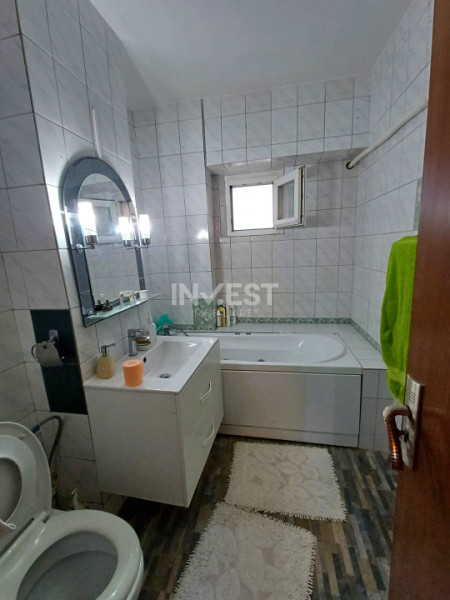 Nicolina 1 (Lidl) - Ap 3 camere Decomandat, 80 mp, Mobilat-Utilat