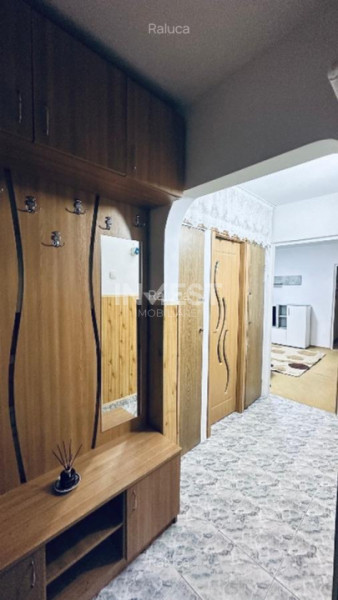 DE VANZARE-APARTAMENT 3 CAMERE-DACIA ZIMBRU