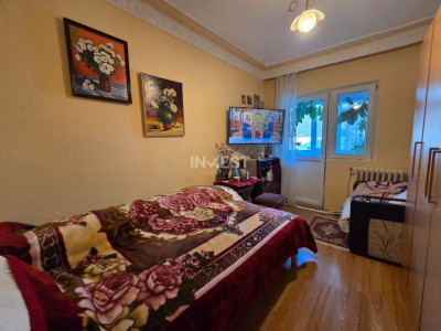 DE VANZARE-APARTAMENT 4 CAMERE-DECOMANDAT-DACIA