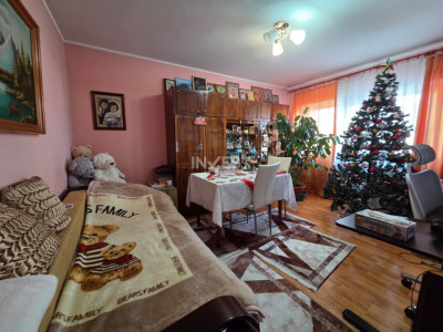 Apartament 4 Camere-decomandat-Dacia