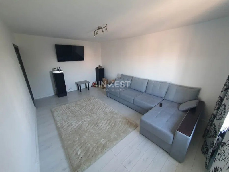 Apartament 3 camere decomandat, finisaje moderne,  balcon – Tudor Neculai