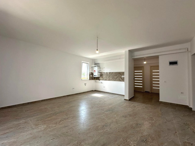 COMISION 0%! MUTARE IMEDIATA! 3 CAMERE+GRADINA 160MP