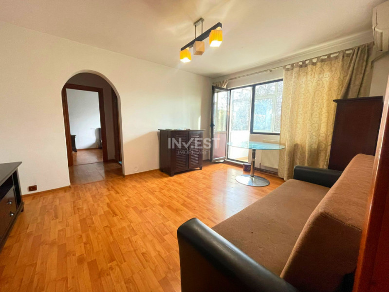 Apartament 2 camere-50 mp-Pod de Piatra-etaj intermediar