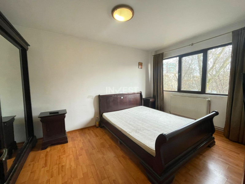 Apartament 2 camere-50 mp-Pod de Piatra-etaj intermediar