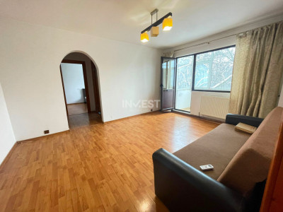 Apartament 2 camere-52 mp-Pod de Piatra-etaj intermediar