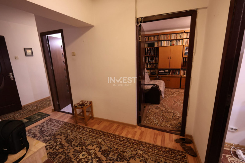 Apartament de vanzare, 4 camere, decomandat, zona Pacurari-Pizza Smile, Iasi 