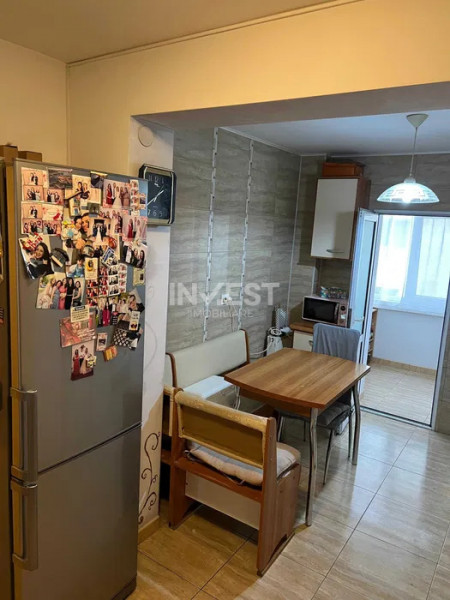 Apartament 3 camere, decomandat, zona Moara de foc-Lidl, Iasi