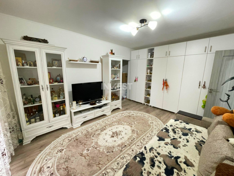 Apartament 2 camere-Baza 3-etaj 1-bloc 1978