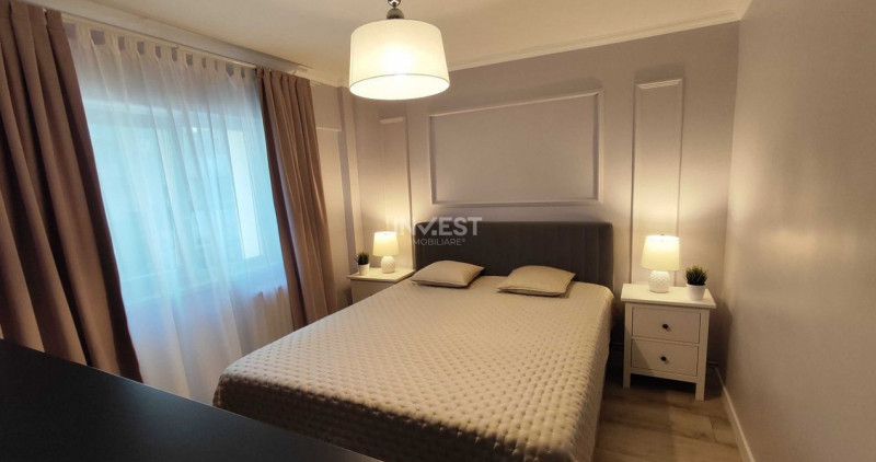 DE VANZARE-APARTAMENT 3 CAMERE-DACIA