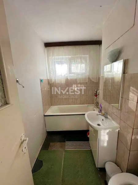 Apartament 3 camere decomandat-Podu Ros-liceul Racovita