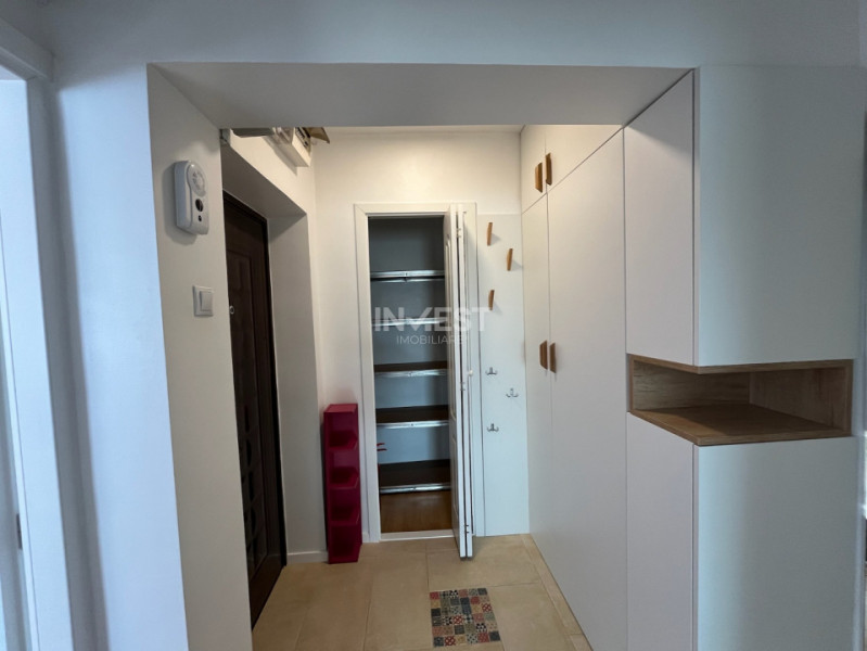 Apartament de inchiriat 2 camere, decomandat, zona Canta-Profi, Iasi