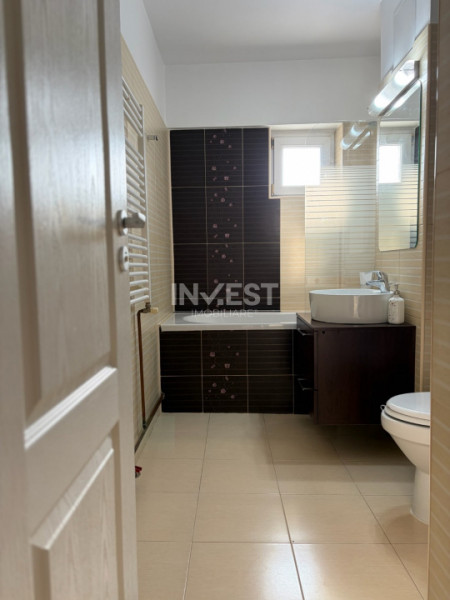 Apartament de inchiriat 2 camere, decomandat, zona Canta-Profi, Iasi