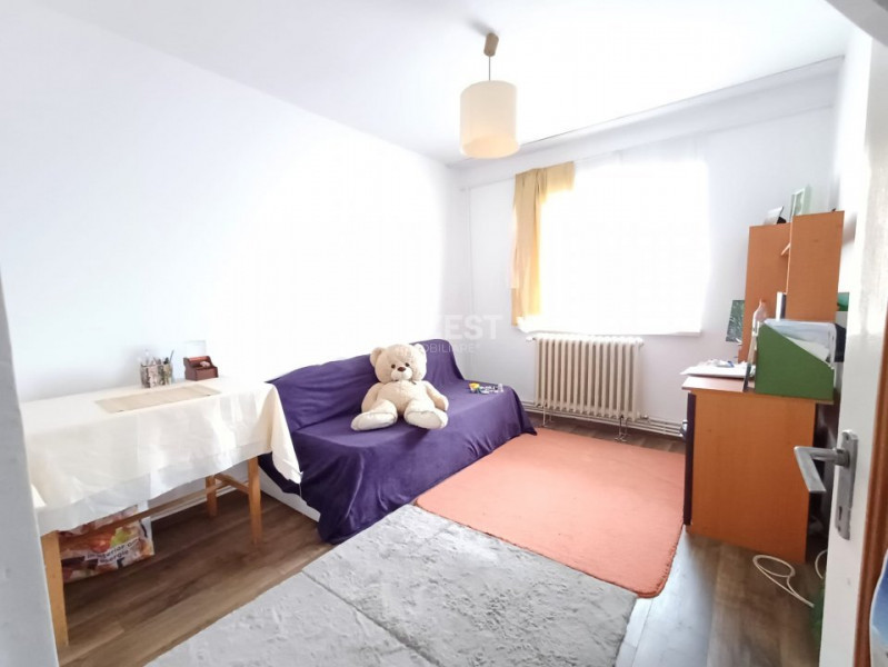 Apartament 3 camere spațios, 70 mp, 2 băi, balcon și pod – Zona Frumoasa