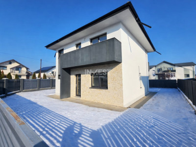 CASA CU 5 CAMERE, CAPAT CUG-VALEA ADANCA