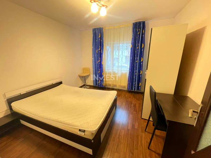 Apartament 2 camere decomandat-50mp-Podul de Fier