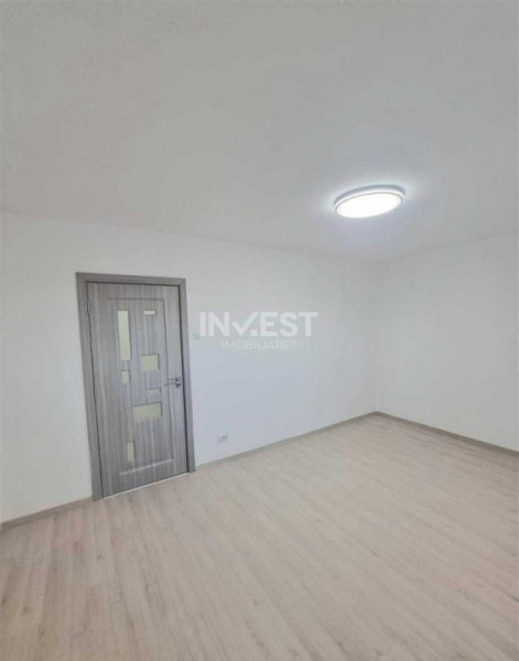 DE VANZARE-APARTAMENT 2 CAMERE-DECOMANDAT-MIRCEA CEL BATRAN